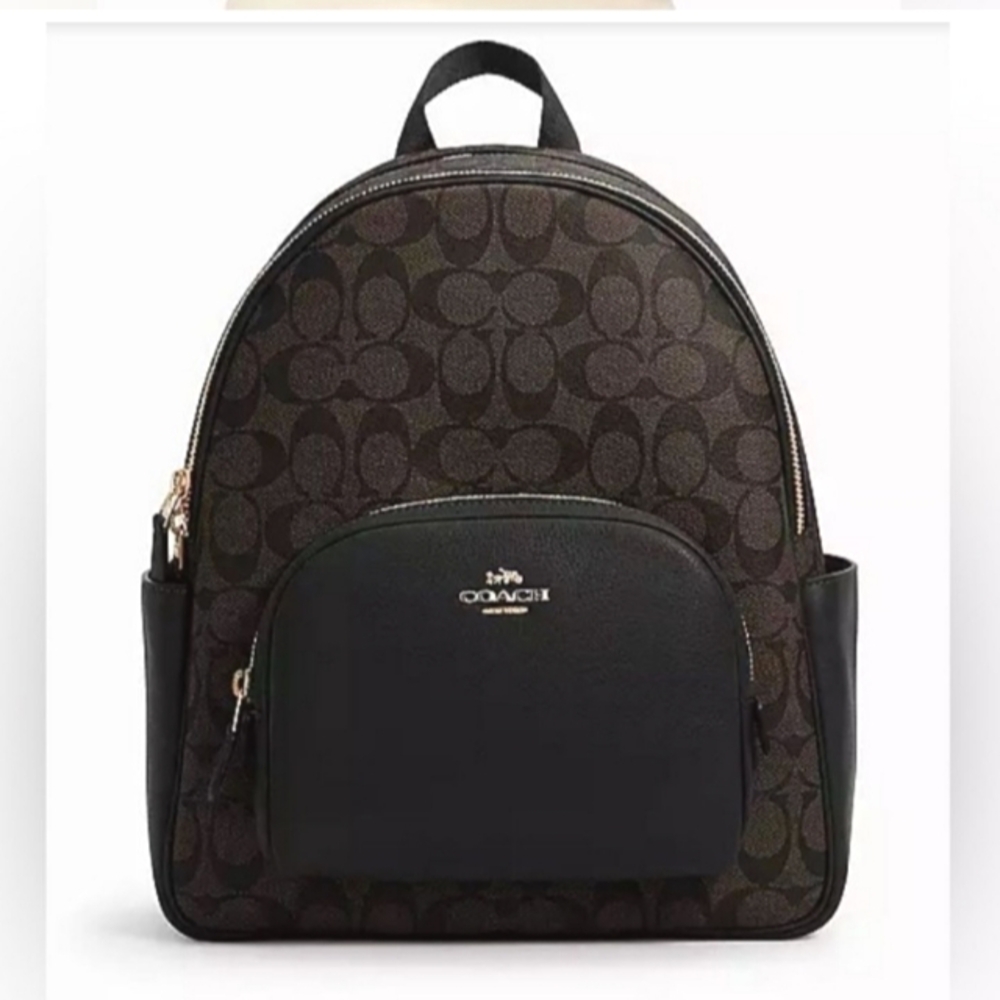COACH SIGNATURE COURT BACKPACK 🎒